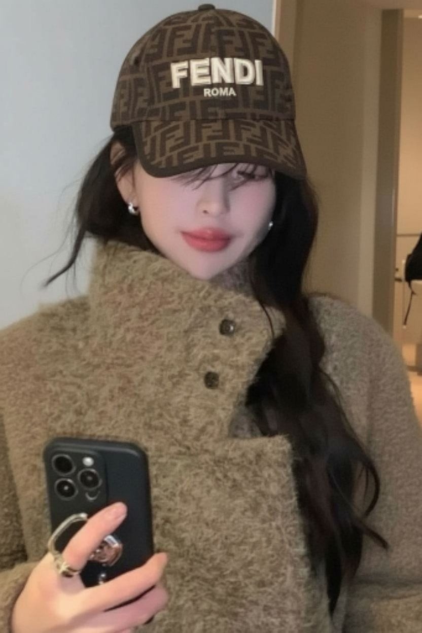 💕 펜* FF로고 자가드 자수 볼캡 ✔수입