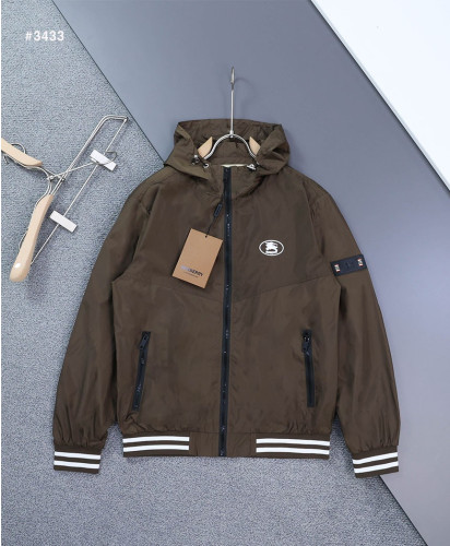 🍀 [BURBERRY] 버버리 기마자수 로고 윈드브레이커 자켓 🍀