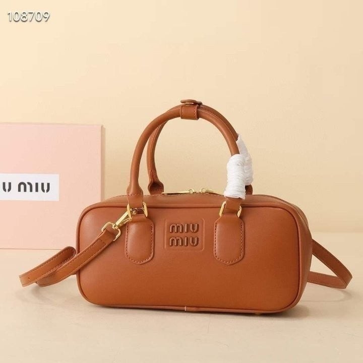 💕 미*** 아르카디 가죽백