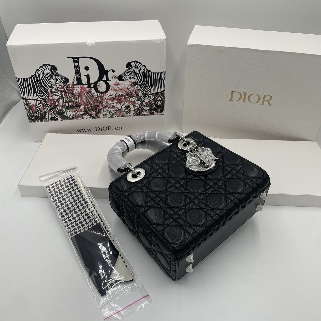 💕 디* 레이디백