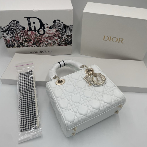 💕 디* 레이디백