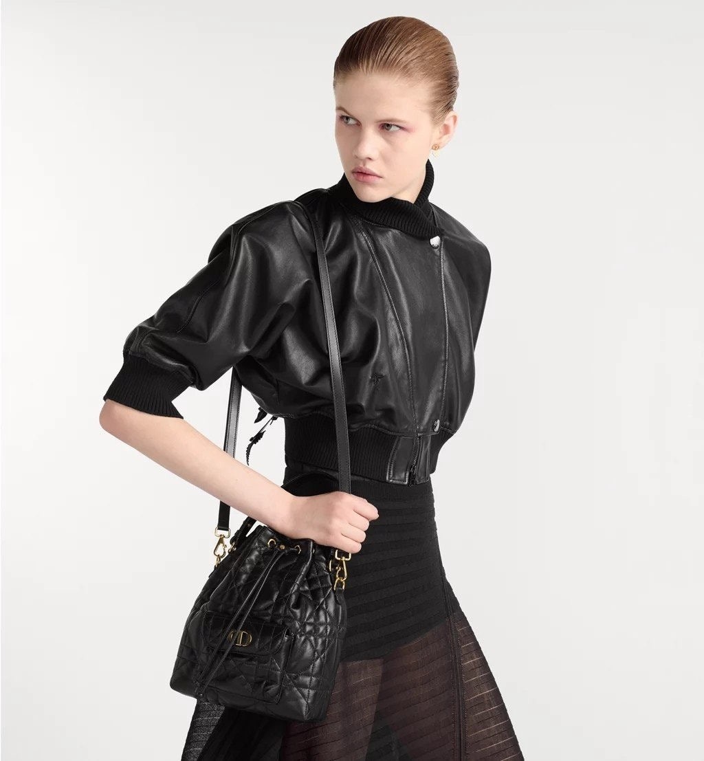 💕 디* 카로 스몰 버킷백