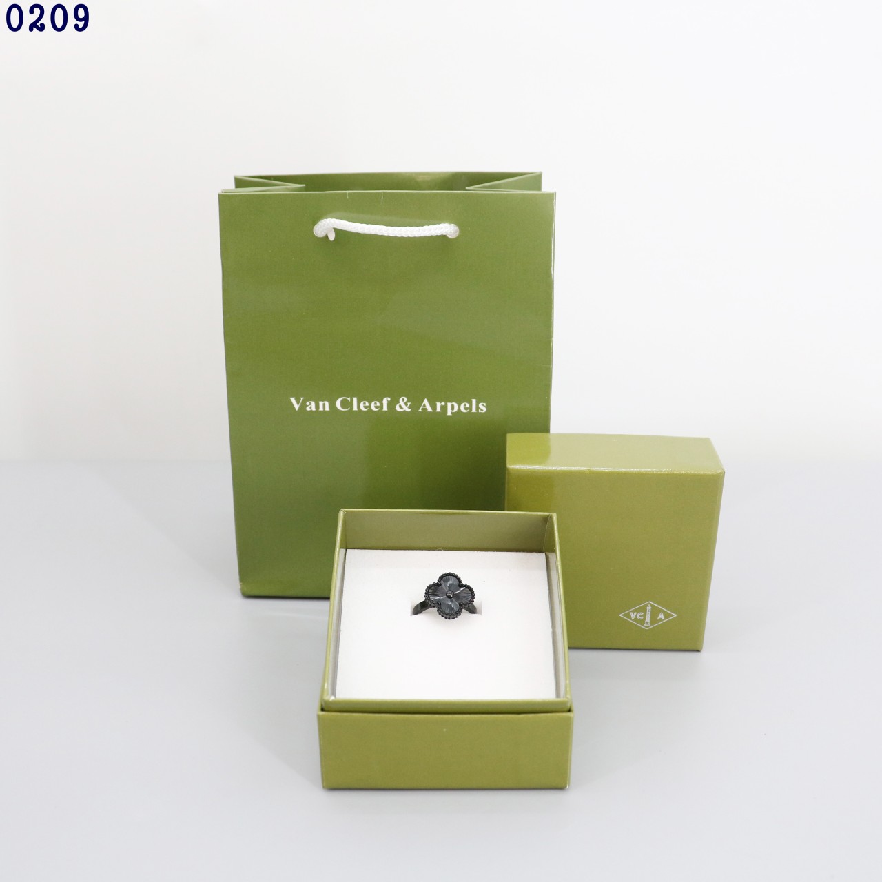 👹반클리프 링 반지👹