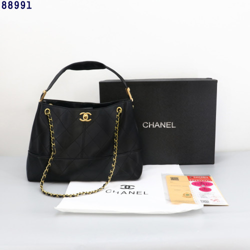 👹샤넬 2024/25 공방 카프스킨 미듐 쇼핑백👹