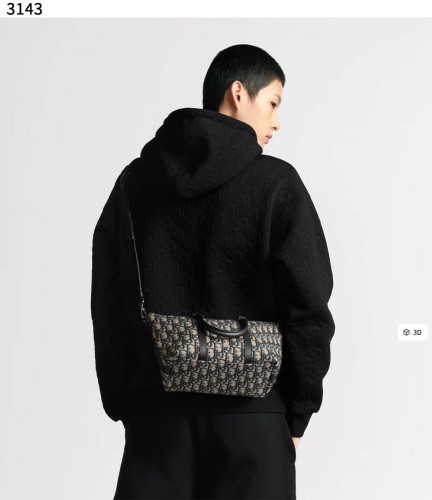 #디올 [Dior] 수입프리미엄급 디올 Weekender 25 백 정품급 신상 입고💢 #태그 #가방 #3143