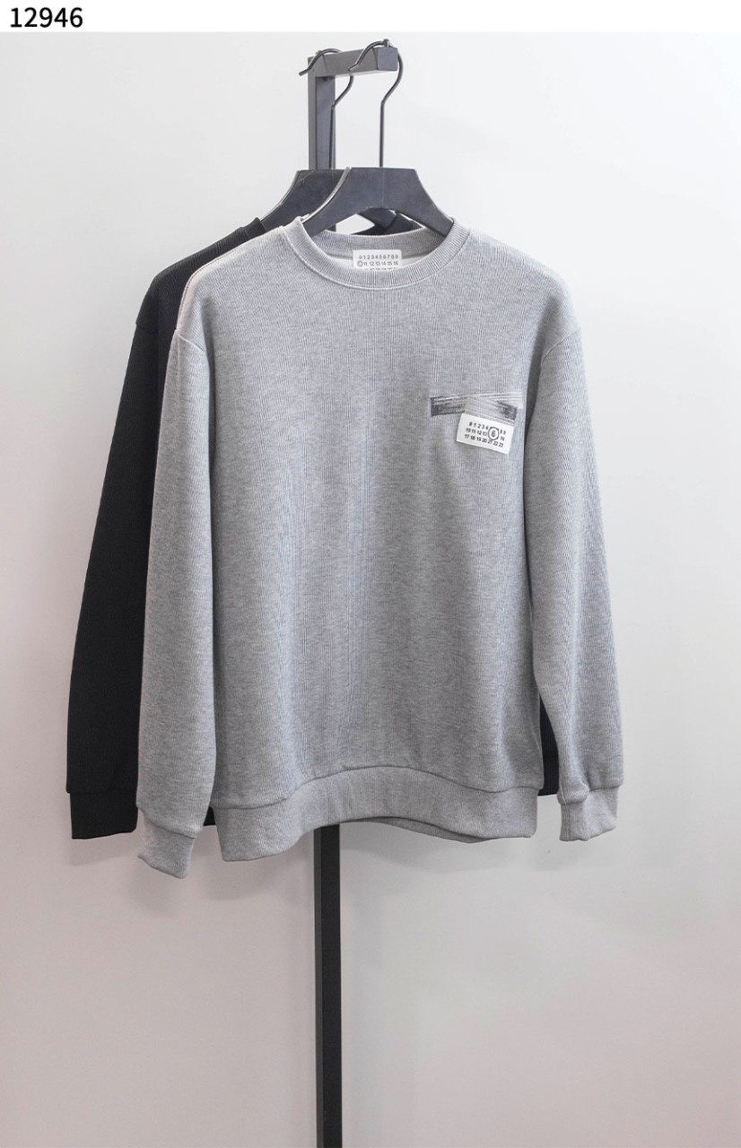 #메종마르지엘라 [Maison Margiela] 테이핑 로고 골지 라운드 티셔츠 신상입고💢 #상의 #티셔츠 #12946