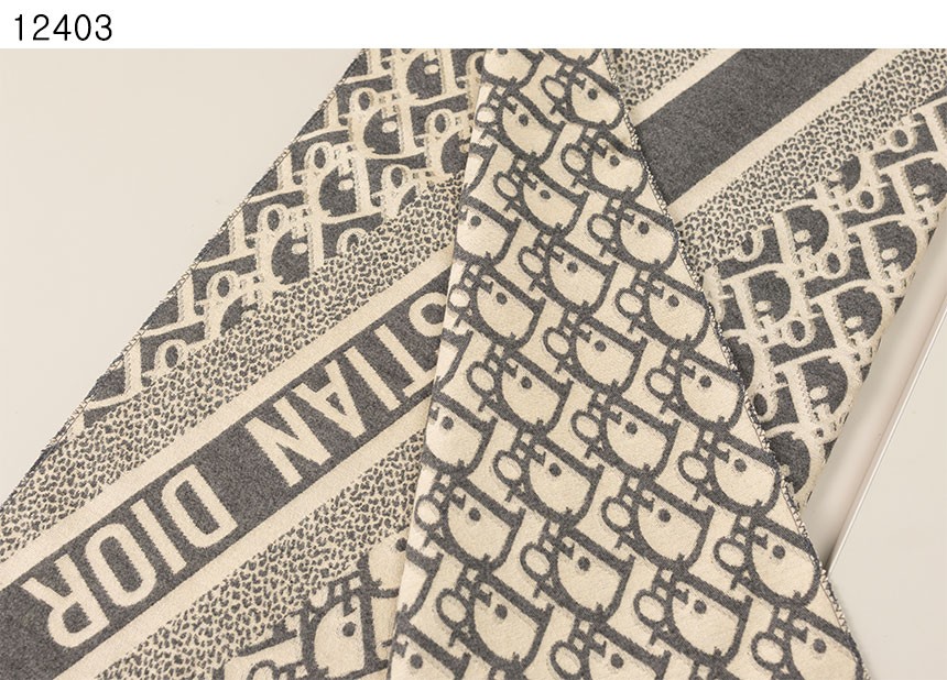 #디올 [Christian Dior] 수입프리미엄급 디올 오블리크 패턴 사선로고 울 머플러 신상 입고💢 #태그 #머플러 #12403