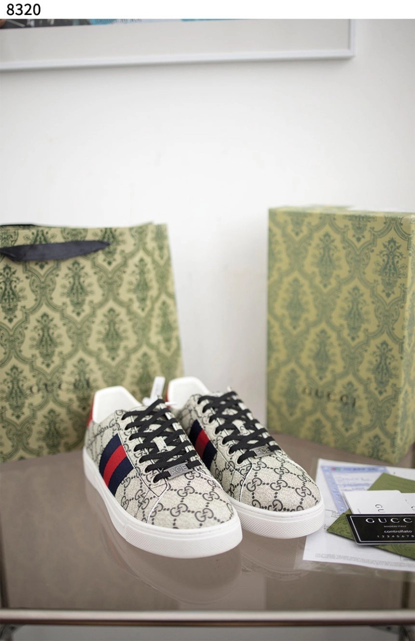 #구찌 [GUCCI] 구찌 에이스 웹(Web) 스니커즈 신상입고💢 #신발 #8320