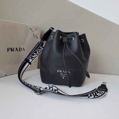 💕 프** 비텔로 다이노 삼각로고 버킷백 1BE060