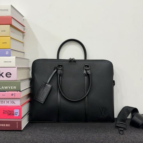 🤴🏻 #루비통 (L.V)  브리프 케이스🤴🏻