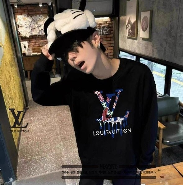 💕 루* 패턴 무늬 로고 디자인 긴팔티셔츠 (시보리없음)