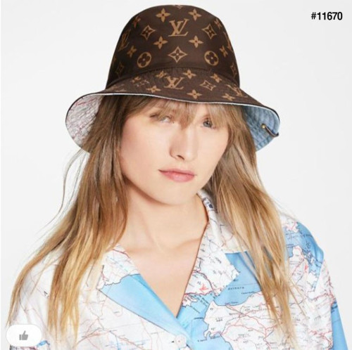 🍀 [LOUIS VUITTON] 루이비통 남여공용 Flight Mode Geo Map 지구 지도 비행 양면 버킷햇 🍀