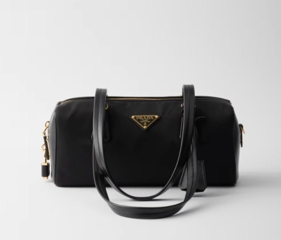 💕 프** RE-NYLON 미디엄 패드락 토트백 1BB127VODO 2C8Q F0002