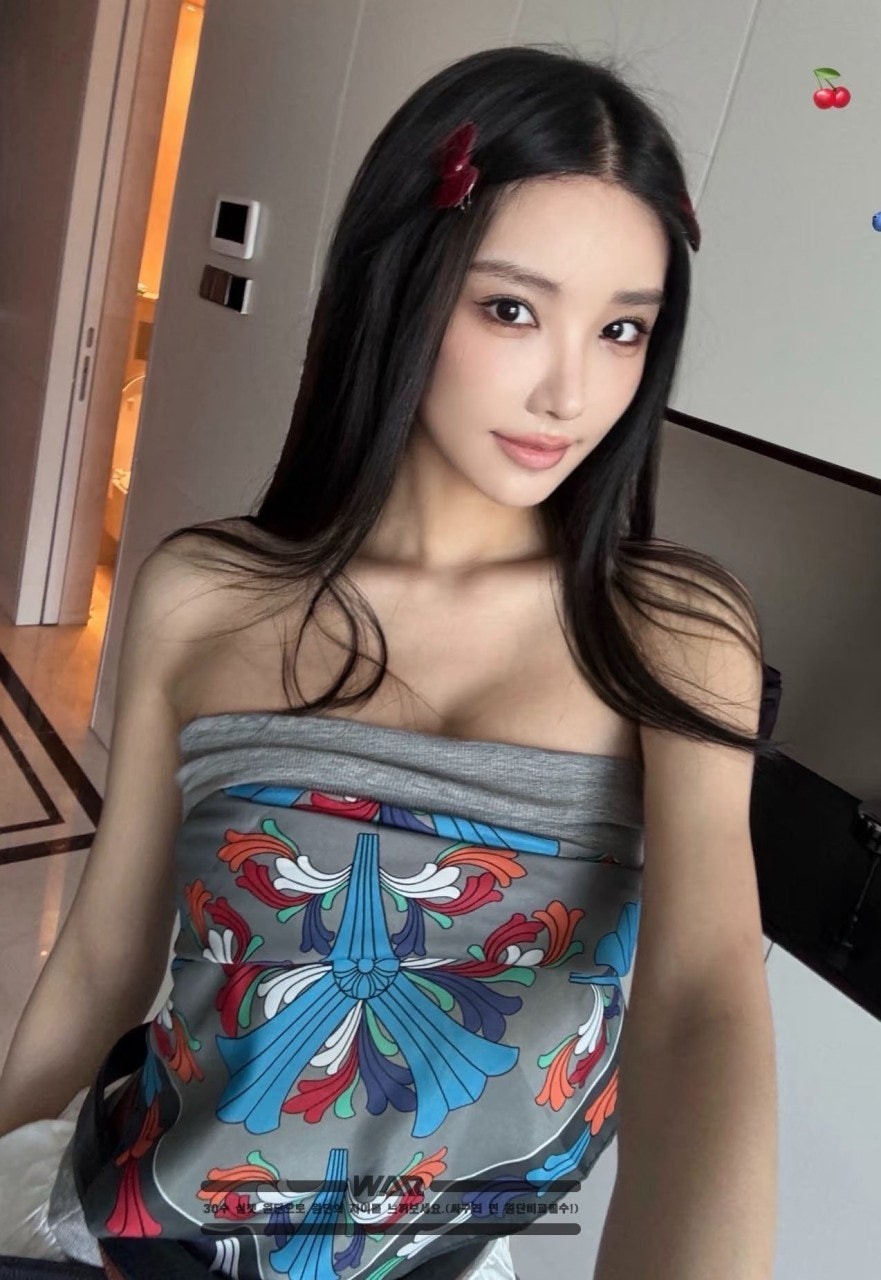 💕 크* 시그니쳐 문양 비비드 스카프