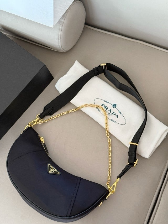 💕 프** 드뮈룬 리나일론 숄더백