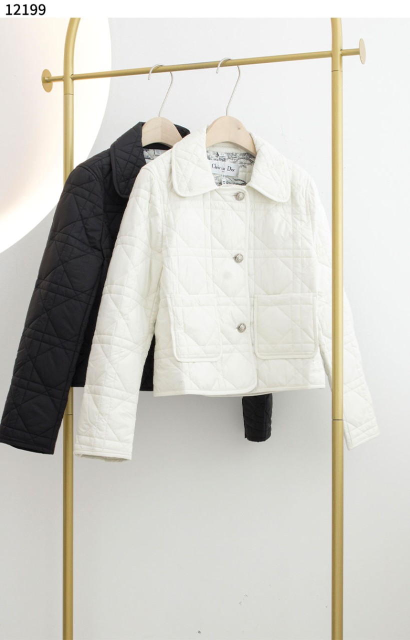 #디올 [Christian Dior] 까나쥬 여성 퀄팅 자켓 신상입고💢 #상의 #자켓 #12199