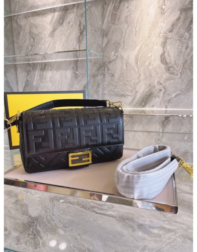 💕 펜* 나파 가죽 바게트백