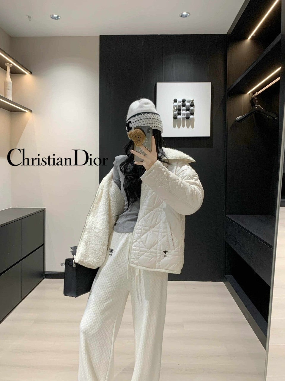 #명품의류 [CristinaDIO.R] 리버시블 뽀글이 cd 패딩 (min 119875)