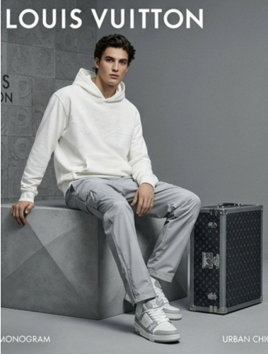 💕 루* 모노그램 자수로고 후드