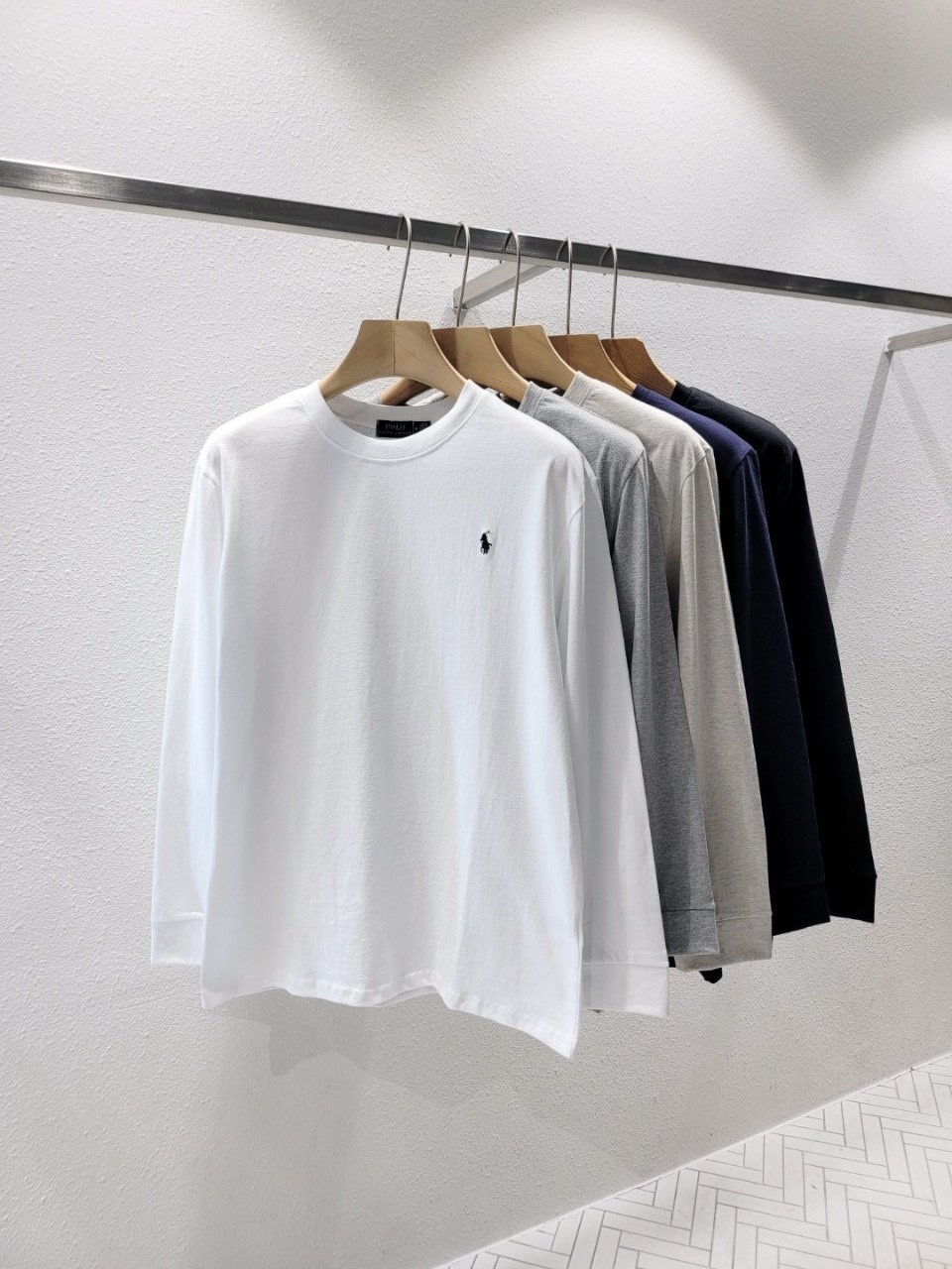 자수 긴팔티셔츠 PO-328