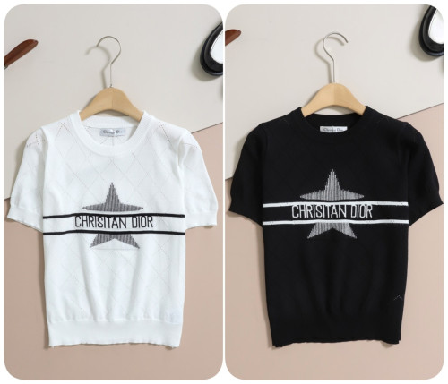 #디올 [ D*OR ] 별 자수 로고 반팔니트 입고💢 #여성상의 #반팔니트