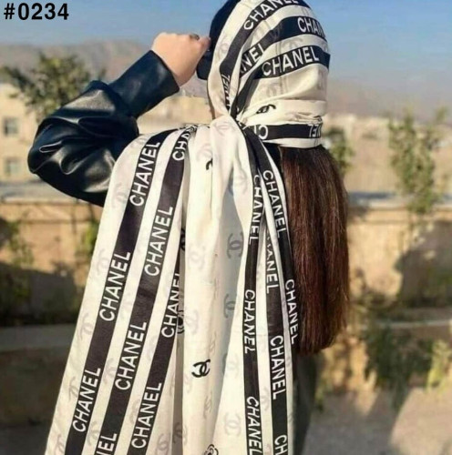 🍀 [CHANEL] 샤넬 수입 로고 레터링 숄 실크 스카프 🍀