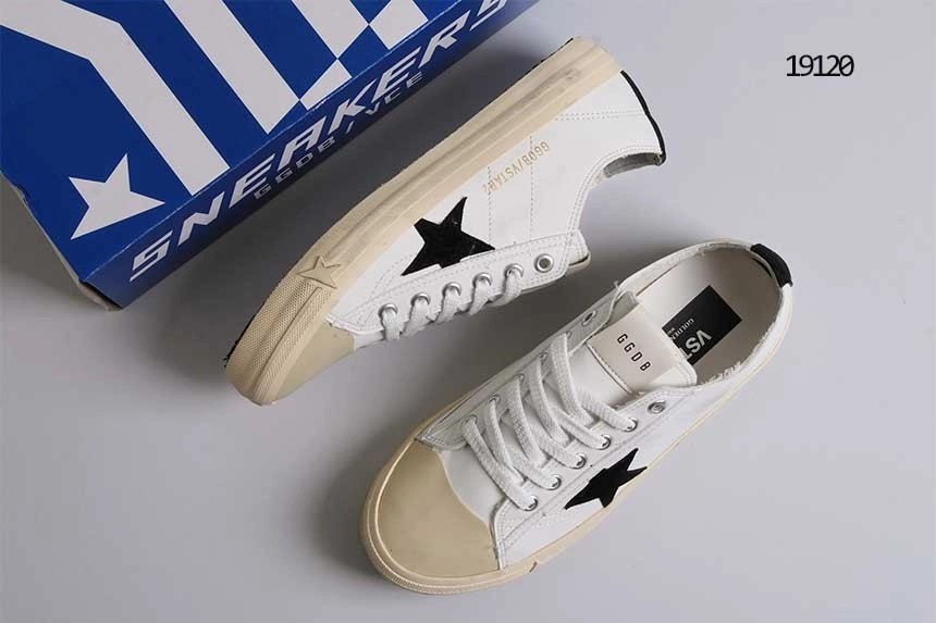 🔆 [GOLDEN GOOSE] 골든구스 V-STAR2 레더 스니커즈 블랙스타 🔆