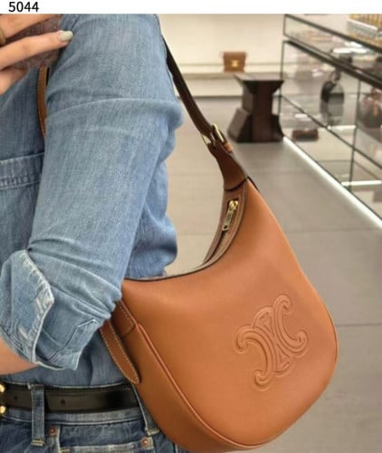 #셀린느 [CELINE] 수입프리미엄급 셀린느 엘로이즈백 브라운 신상 입고💢 #태그 #가방 #5044