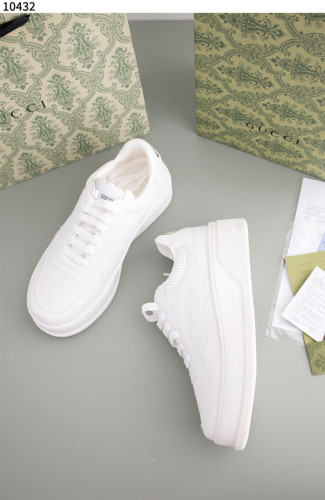 #구찌 [GUCCI] 남성 화이트 레더 GG 엠보스 스니커즈 신상입고💢 #신발 #10432