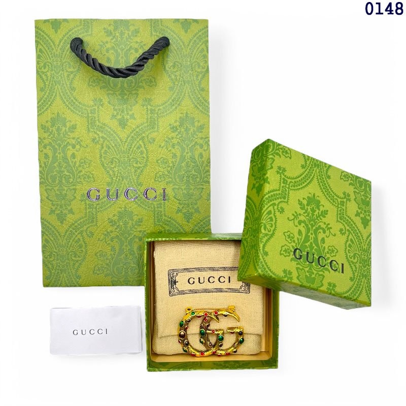 👹구찌 인터로킹 GG 골드 로고 브로치👹