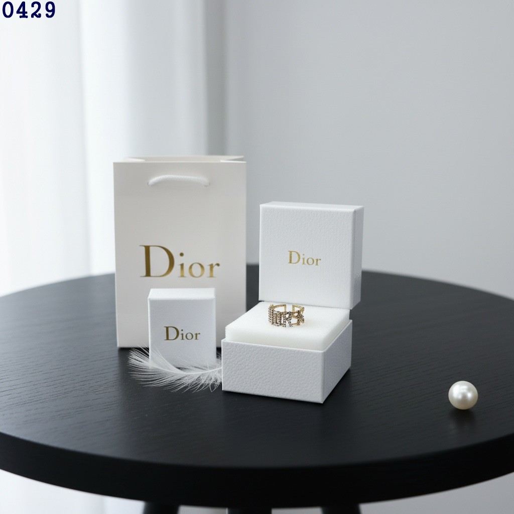 👹디올 앤틱 골드  & 크리스탈 링 반지👹