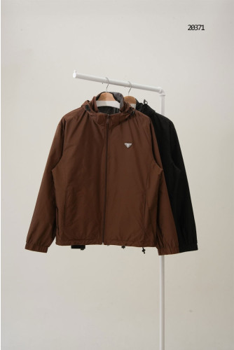 🔆 [PRADA] 프라다 남성 트라이앵글 로고 리버시블 후드 자켓 🔆