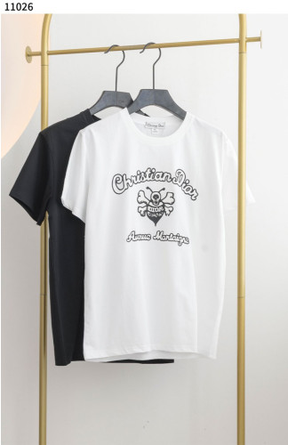 #디올 [Christian Dior] 디올 오가닉 저지 릴렉스핏 아뜰리에 티셔츠 신상입고💢 #상의 #티셔츠 #11026