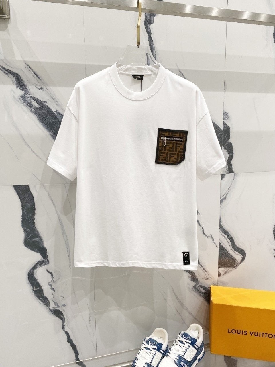 💕 펜* 지퍼와펜 모노 티셔츠