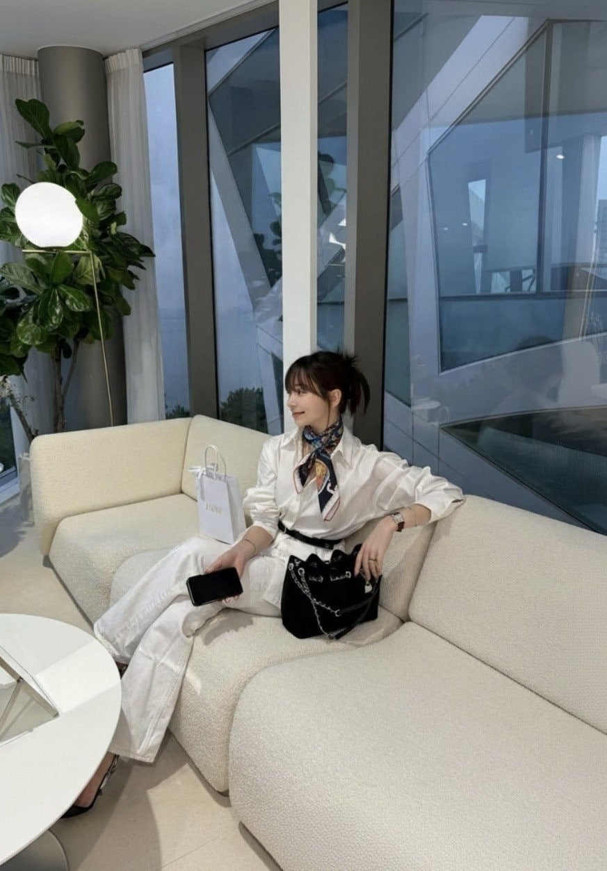 💕 에*** 식스틴스퀘어 스카프