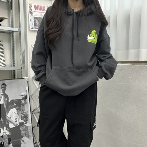 NK 팔라키트라이후드티