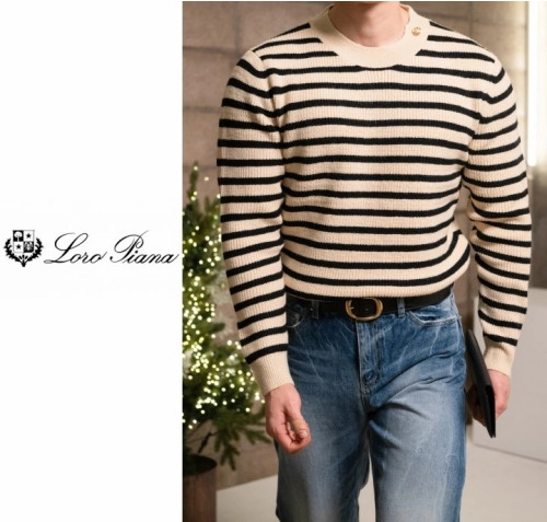 LLP 스트라이프 견장니트 아이보리