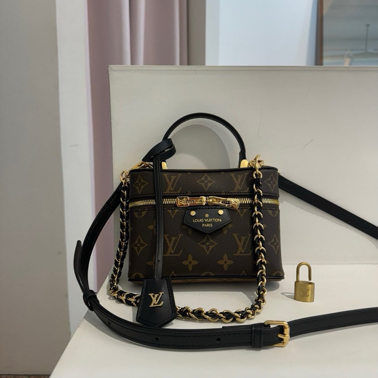 🤴🏻 #루비통  코스메틱 베니티백🤴🏻