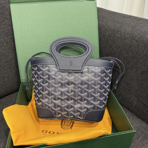 🤴🏻  #고야드 (G.Y.D) 벨루가 미니백🤴🏻신상 입고🤴🏻