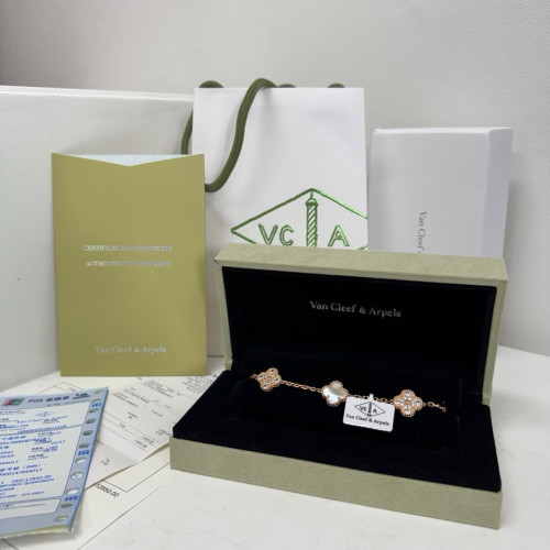 🤴🏻  #반클리프 (V.C) 5모티브 체인 팔찌🤴🏻