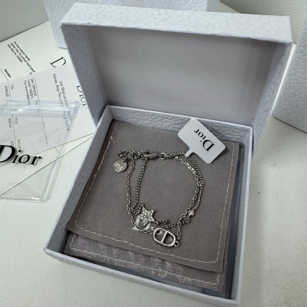 🤴🏻  #디올 (D*or) CD 더블 팔찌🤴🏻
