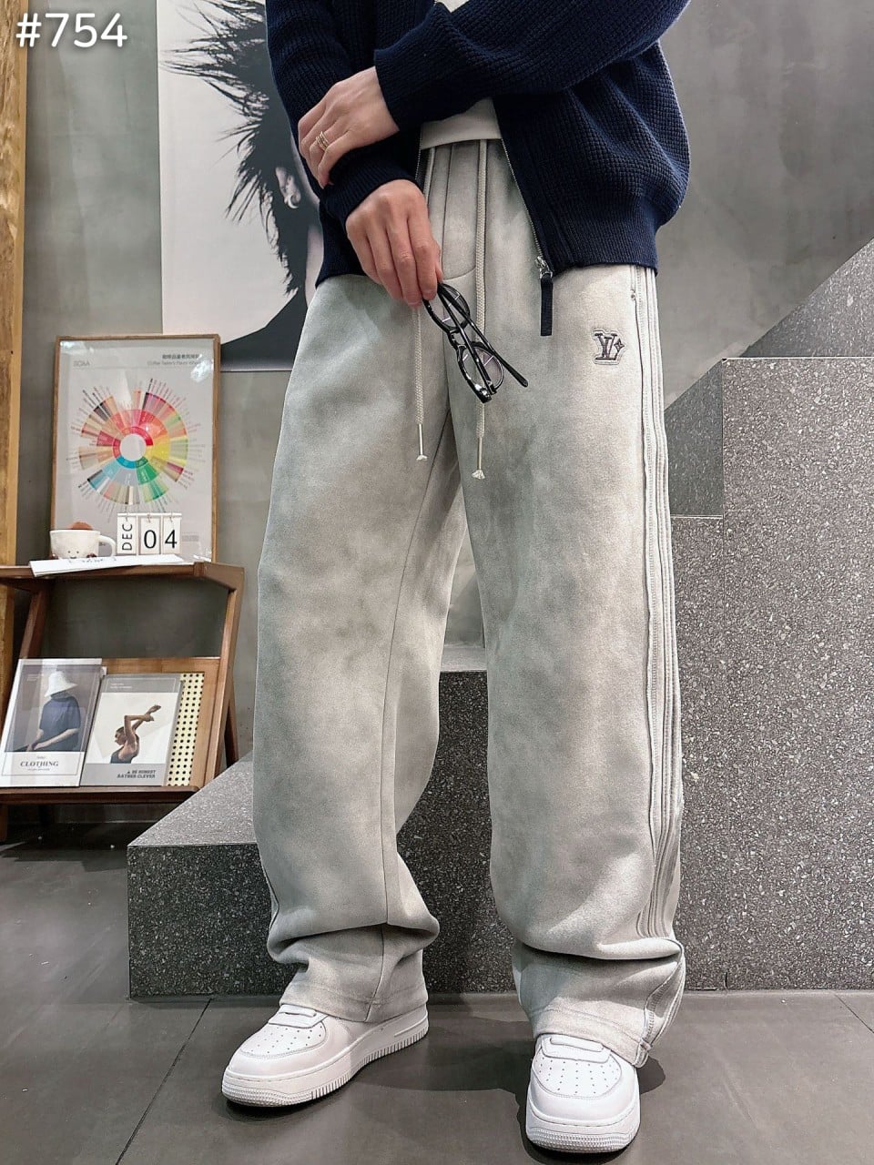 #루이비통 코튼 빈티지 워싱 스웻 팬츠