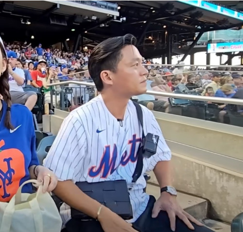 보VV 베네타 버서타일 스트랩 카세트백 블랙