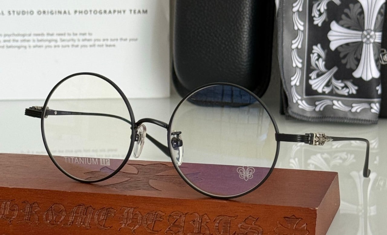 크VVV CH8212➡️수입최*고급(남녀공용)