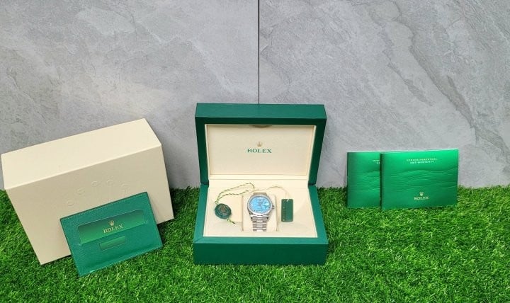 롤렉스 데이데이트36mm 18K화이트골드 금통 입고!!