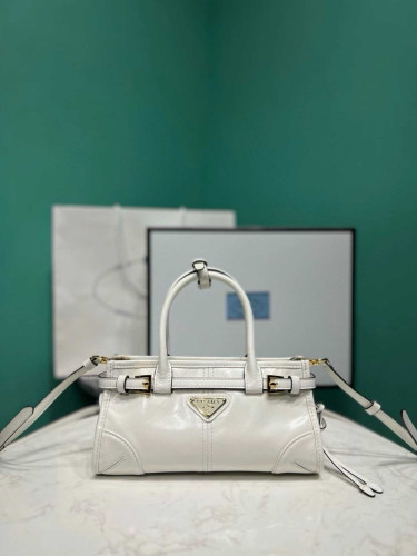 해배) Pr**a 럭스솔프 소프트 미니백 (1BA486)