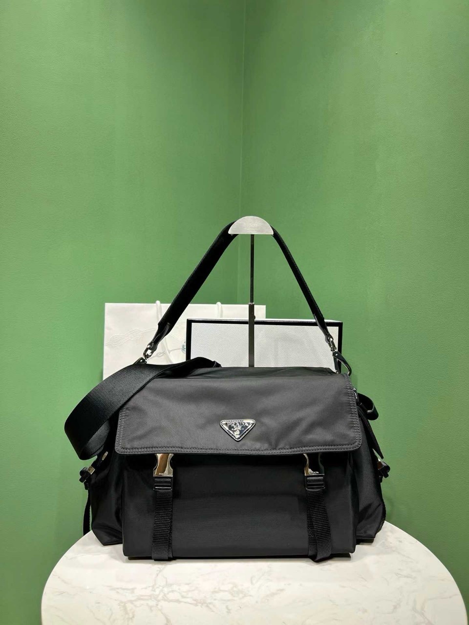 해배) P Explore 메신저백 (2VD082)