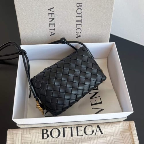 해배) BV LOOP 카메라백 해외수입 최상급 (B836125115)