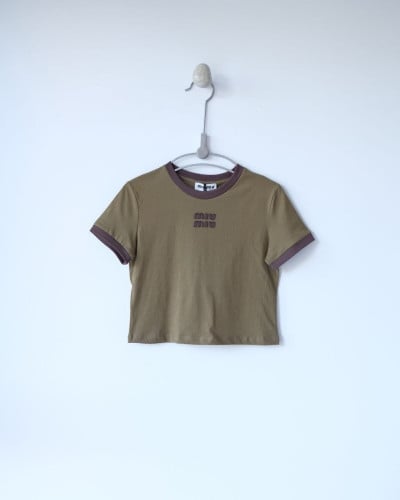 💕 미*** 26 컨템포러리 로고 티셔츠 - 수입