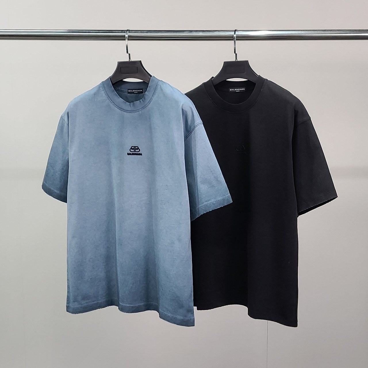 💕 발**** 블럭로고 피그먼트 반팔티